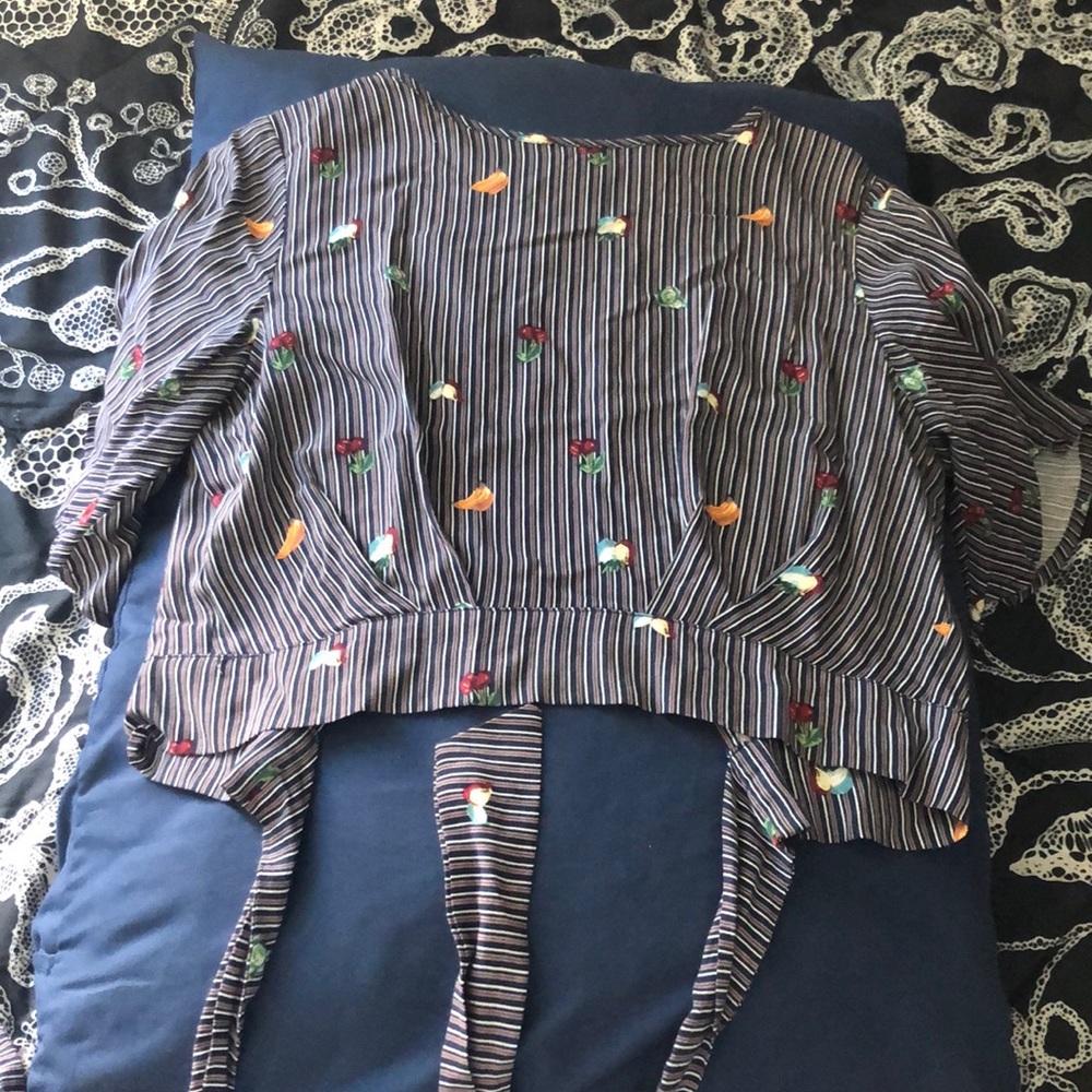 Cropped top